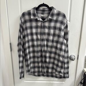 Outerknown Size Large Black and Gray Casual Button Down Shirt